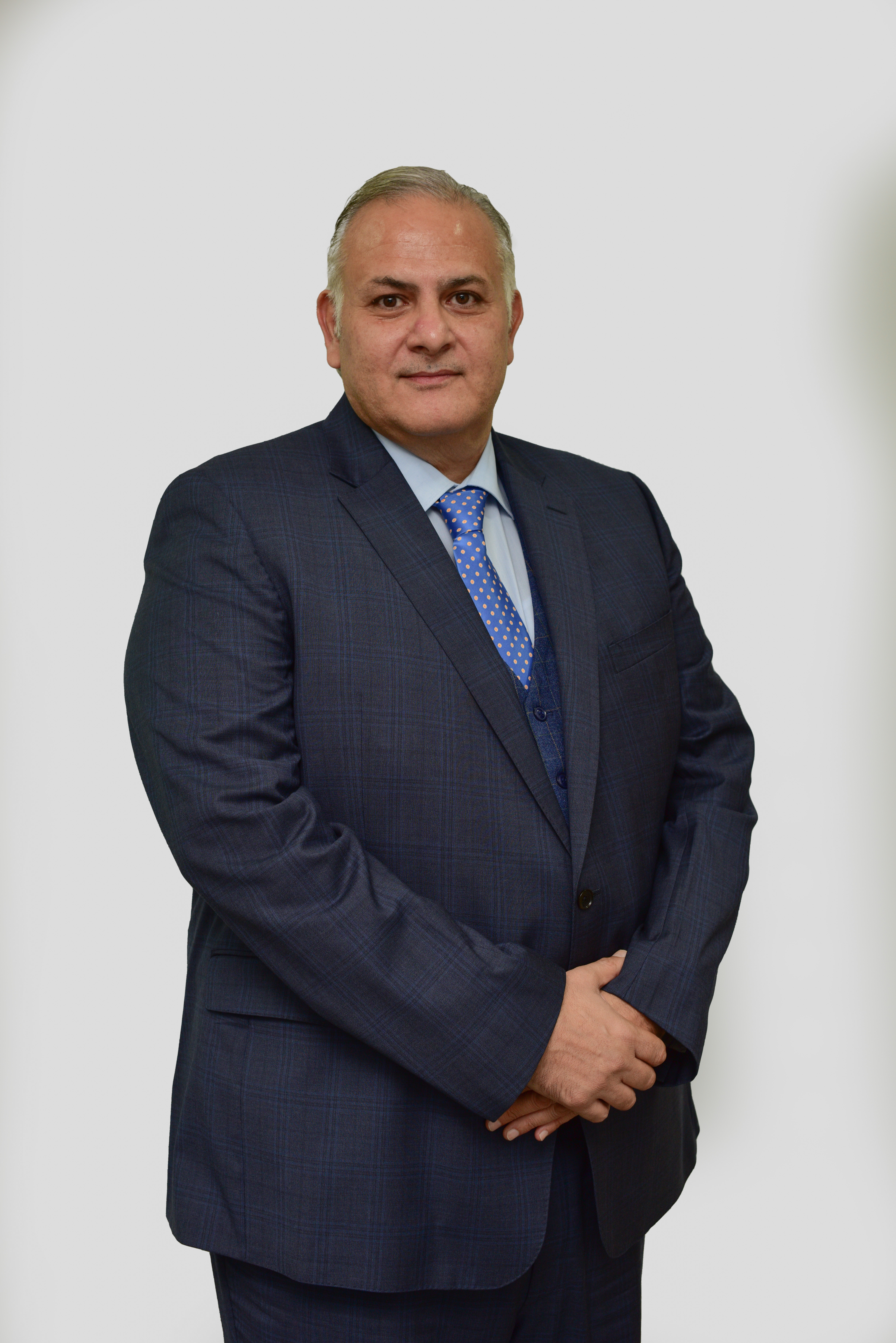 الأستاذ الدكتور كمال غريب البكري