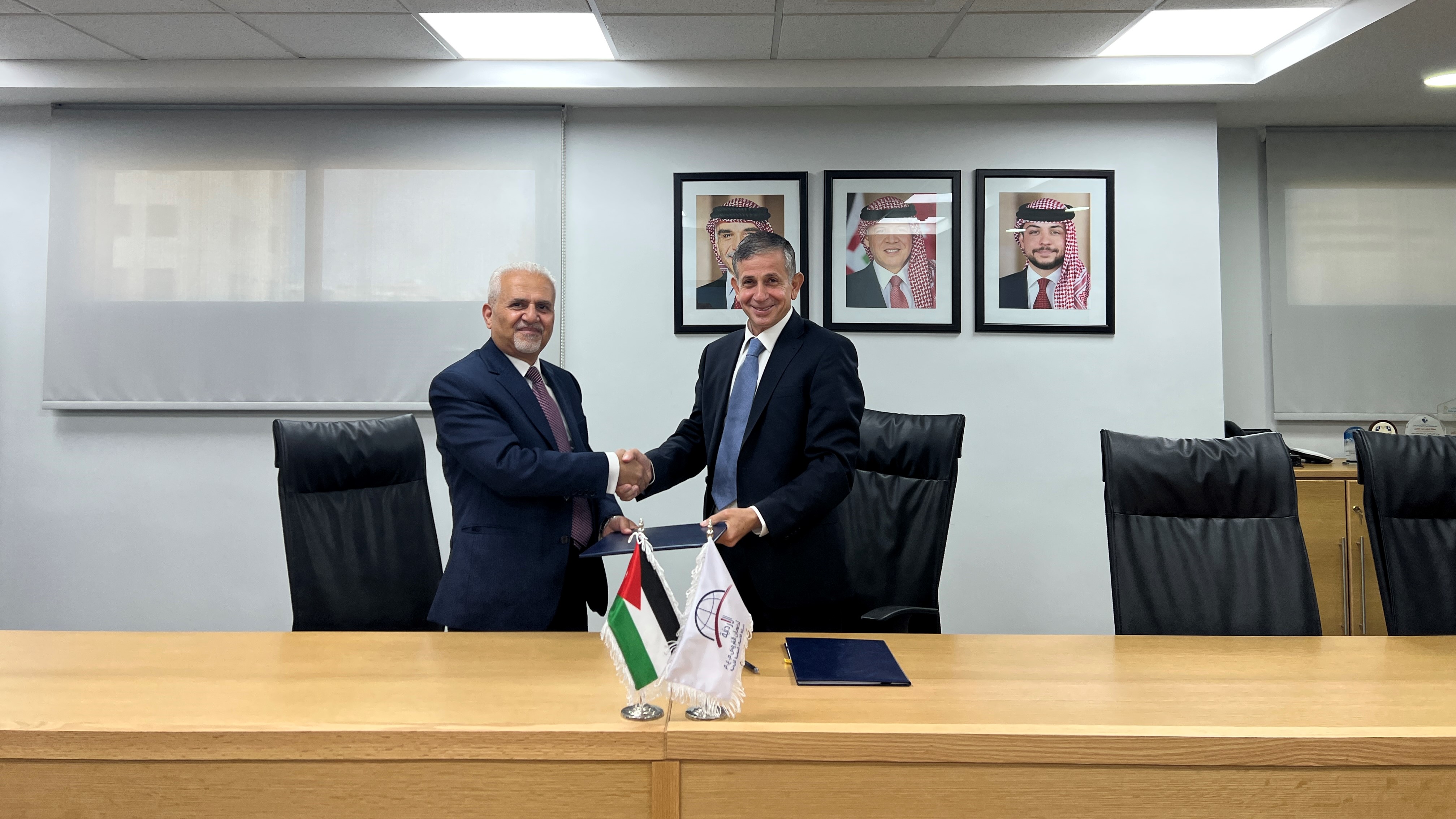 JLGC signs an agreement with Al-Namothajiah for Islamic Microfinance
